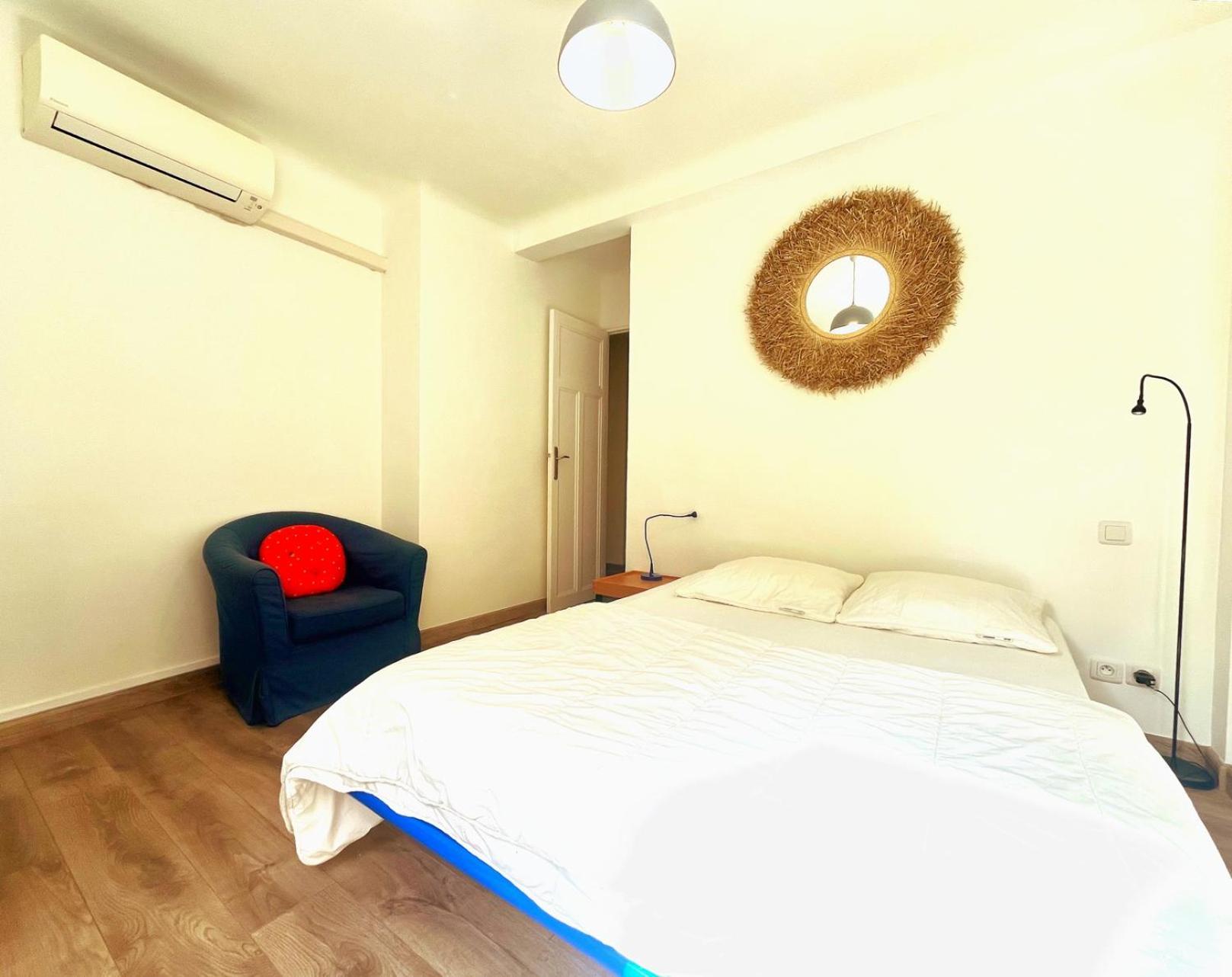 Le 13 Cassis Exterior foto