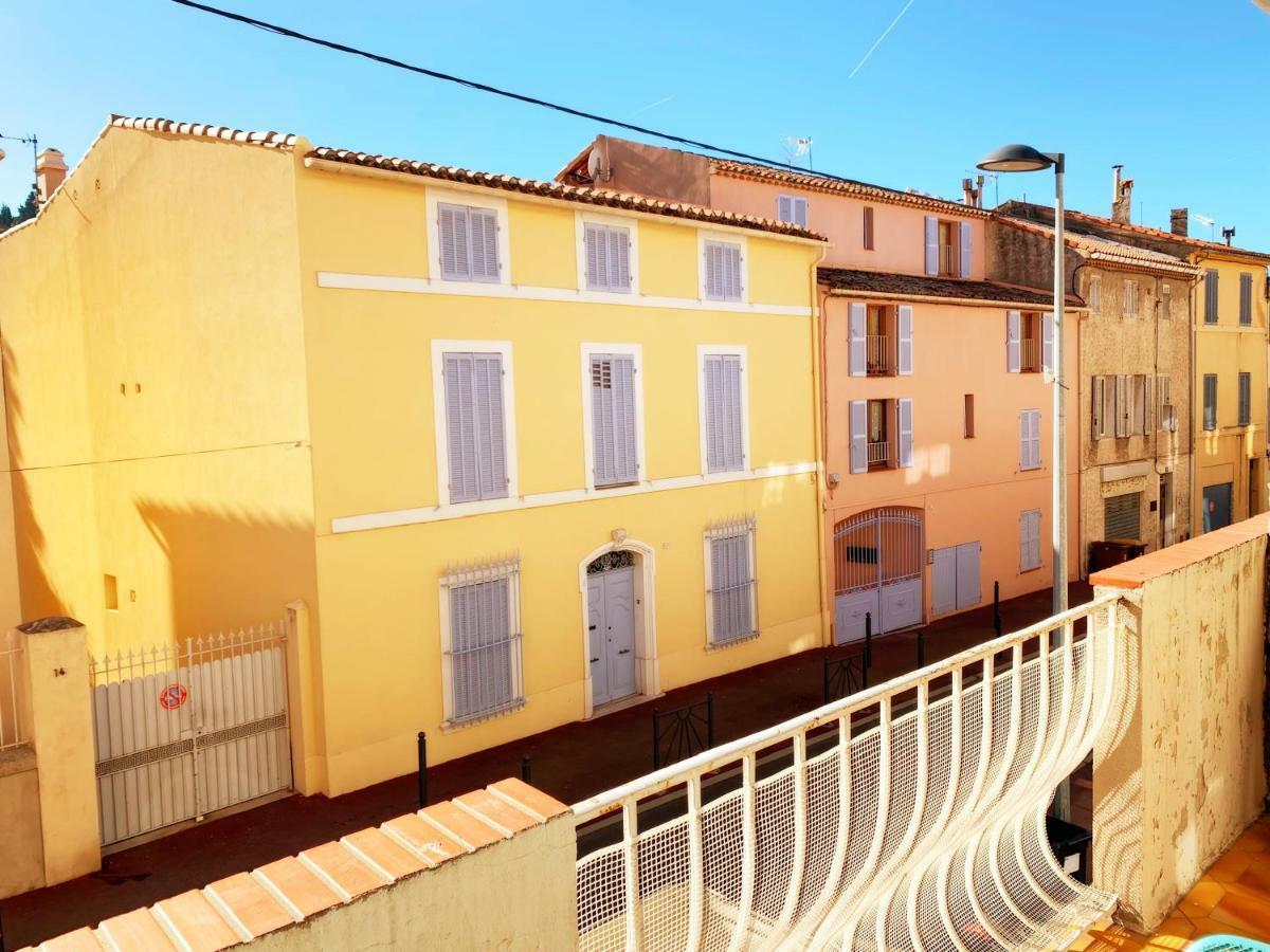 Le 13 Cassis Exterior foto
